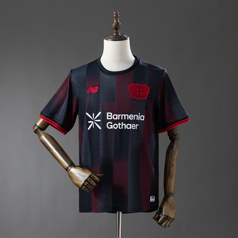 Camisola Bayer Leverkusen Principal 2025/26