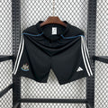 Calções Newcastle Principal 2025/26