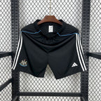 Calções Newcastle Principal 2025/26
