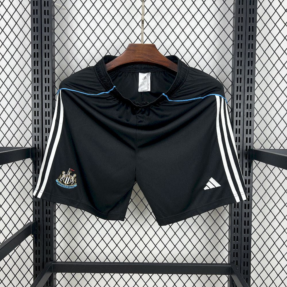 Calções Newcastle Principal 2025/26
