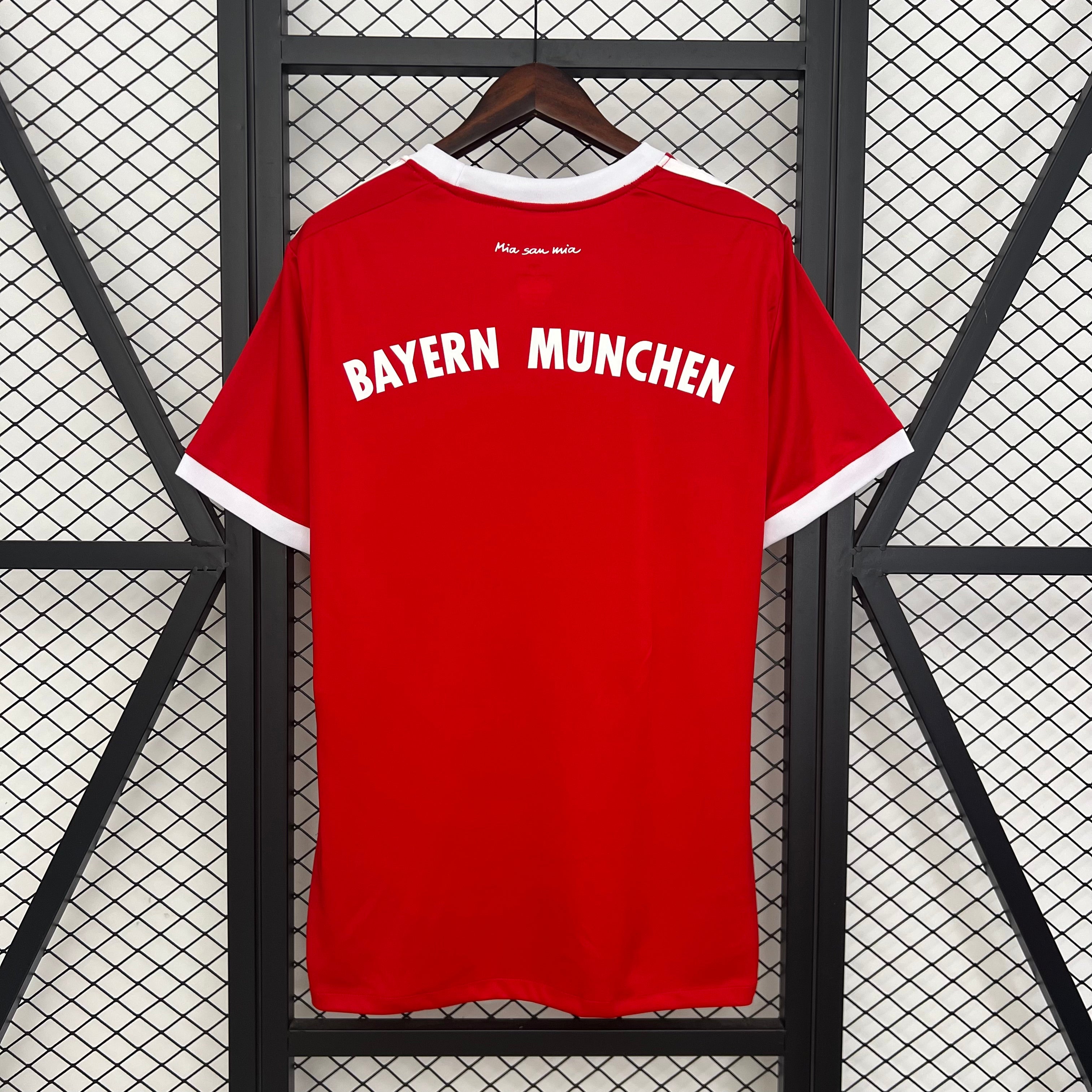 Camisola Bayern Munique Principal 2017/18