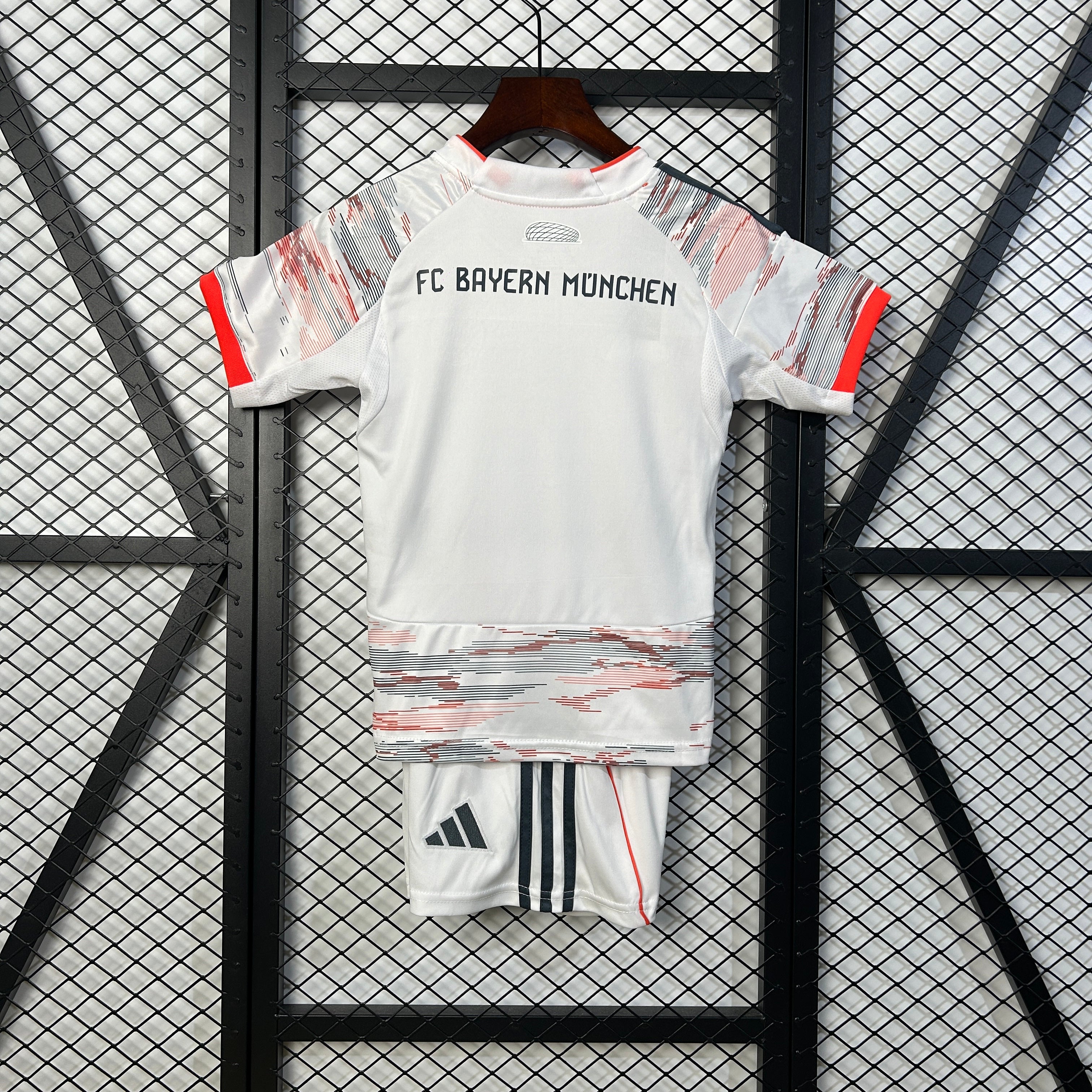 Kit Criança Bayer Munique Alternativa 2025/26