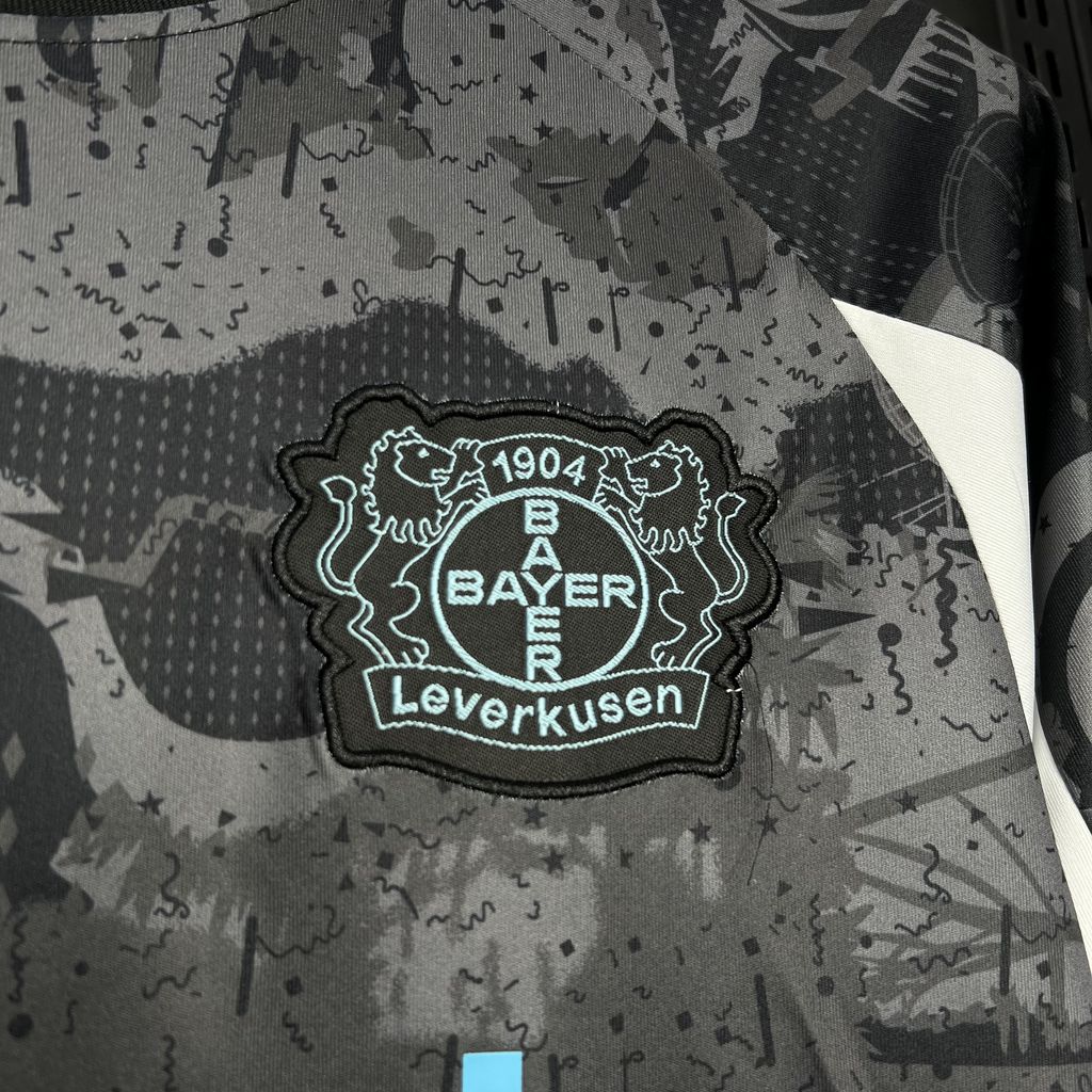 Camisola Bayer Leverkusen Terceira 2024/25