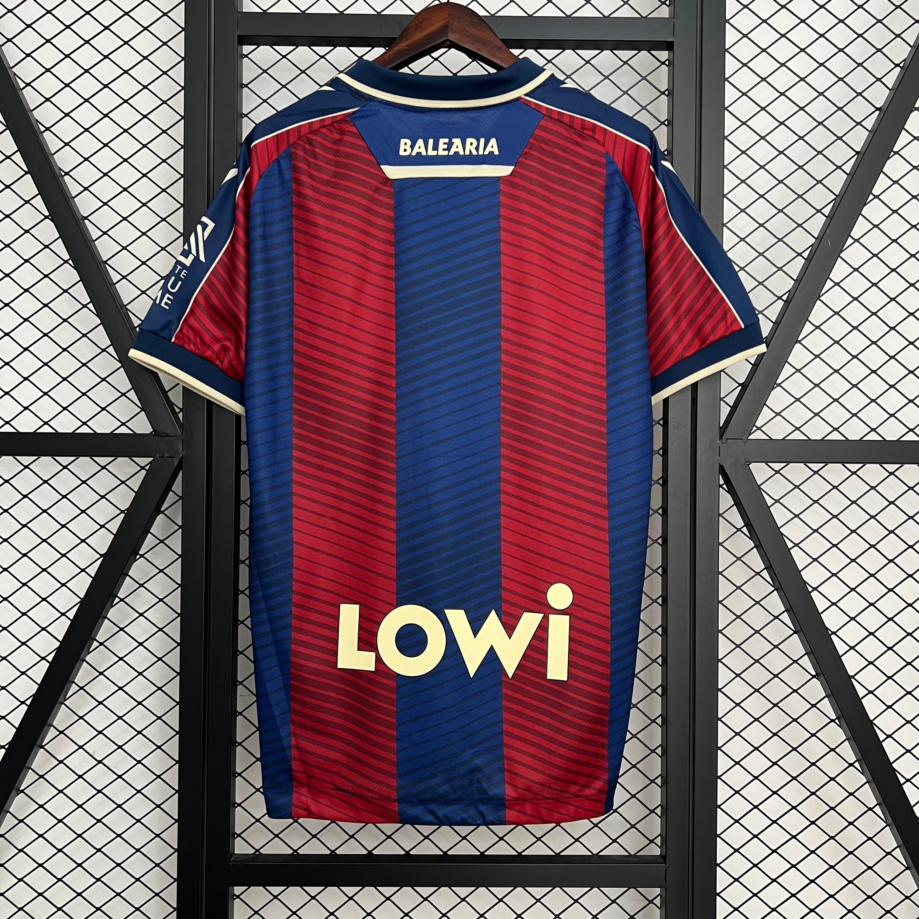 Camisola Levante Principal 2025/26