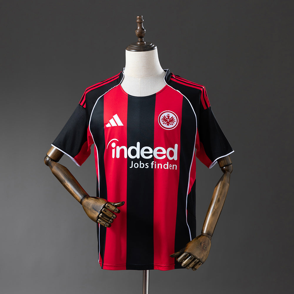 Camisola Eintracht Frankfurt Principal 2025/26