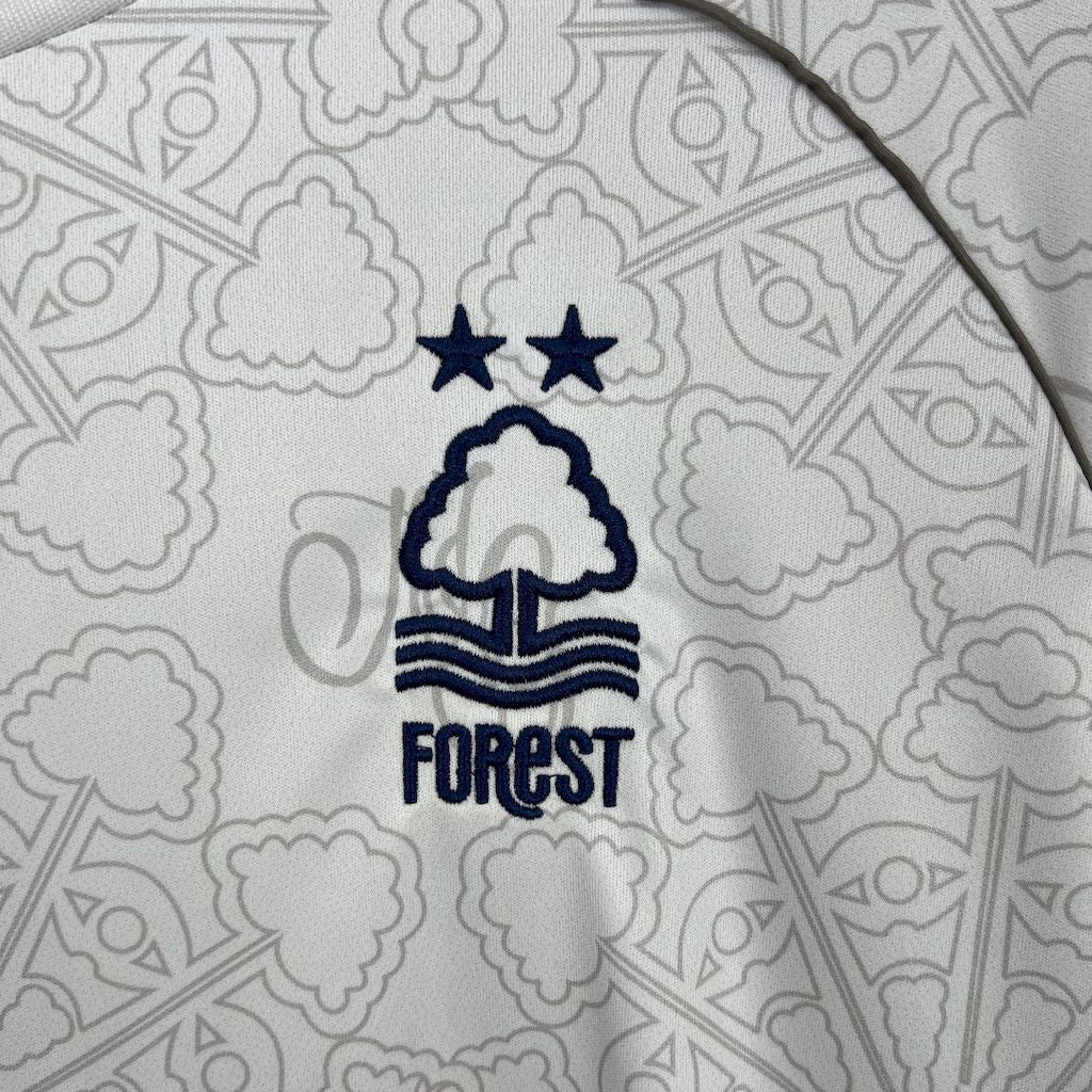 Camisola Nottingham Forest Alternativa 2025/26