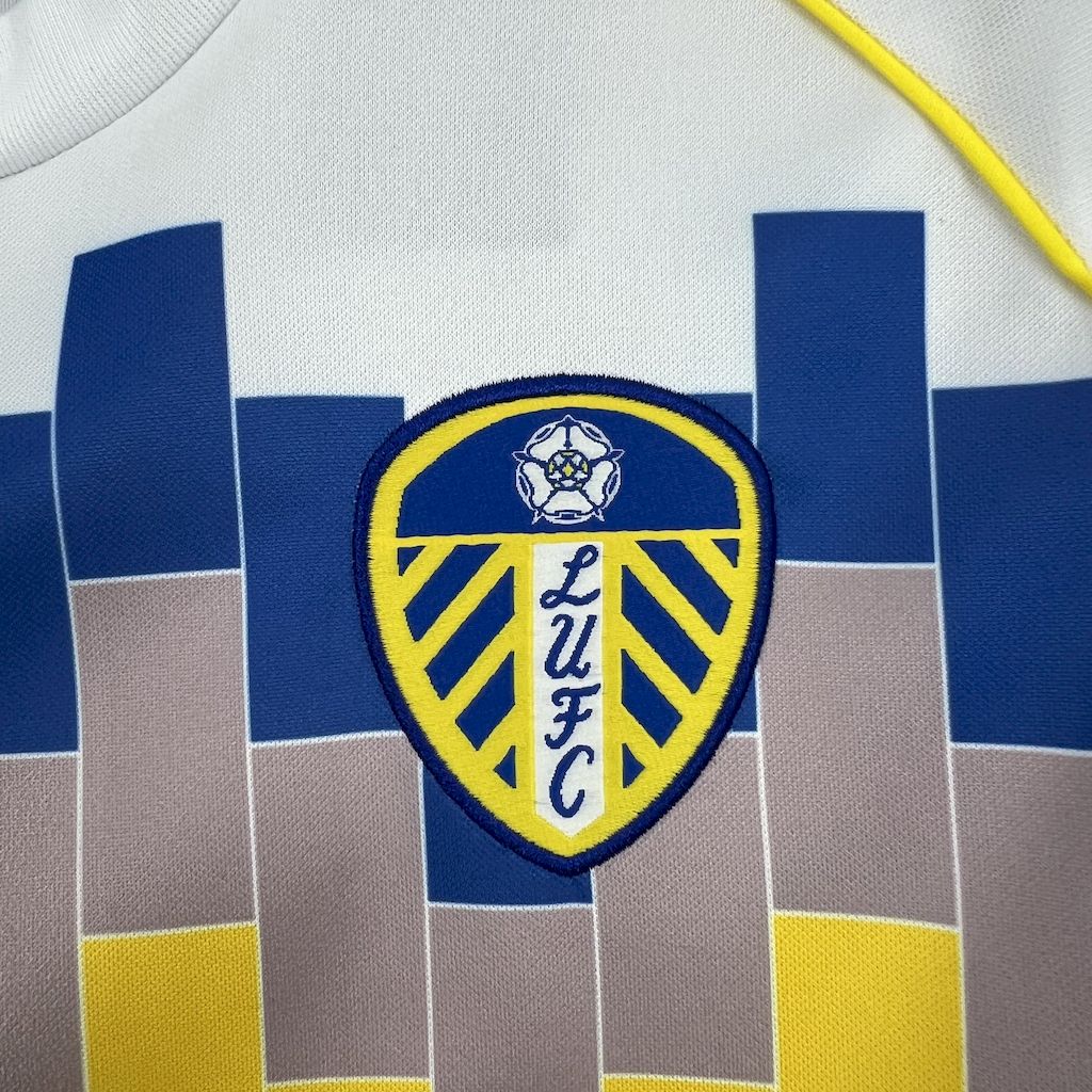 Camisola Leeds Edição Especial 2025/26