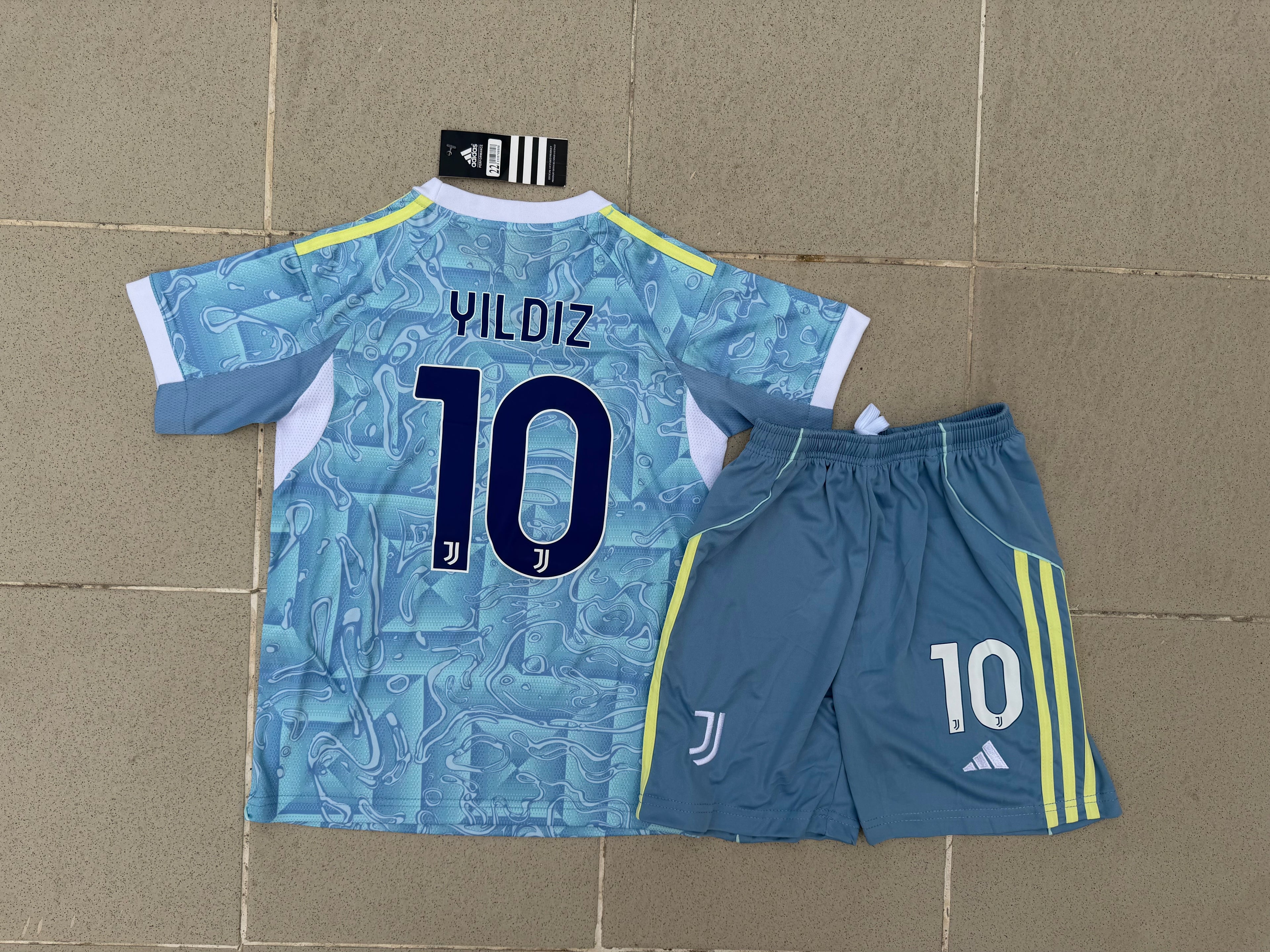 Kit Criança Juventus Alternativo Yildiz - Entrega Rápida
