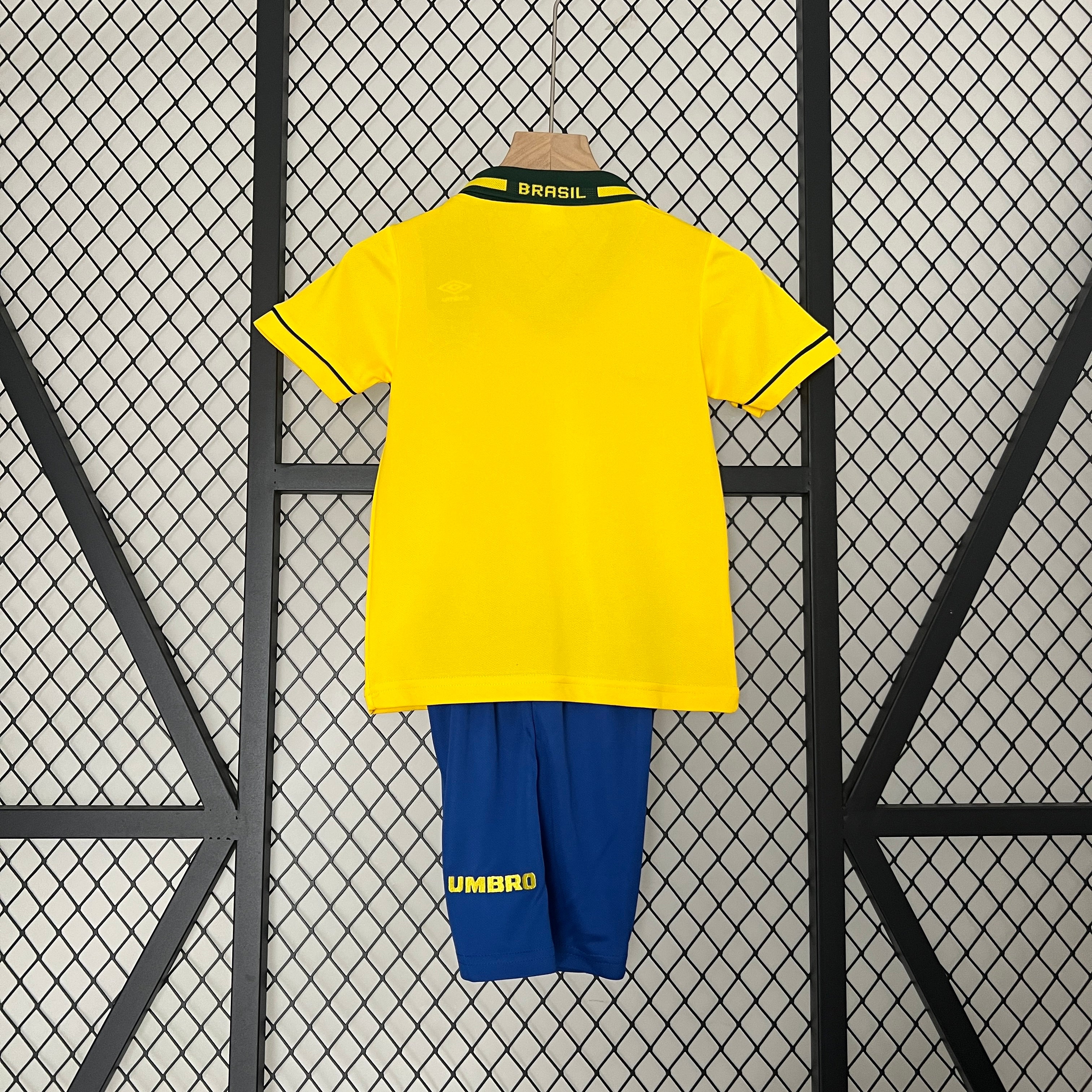 Kit Criança Brasil Principal 1993/94