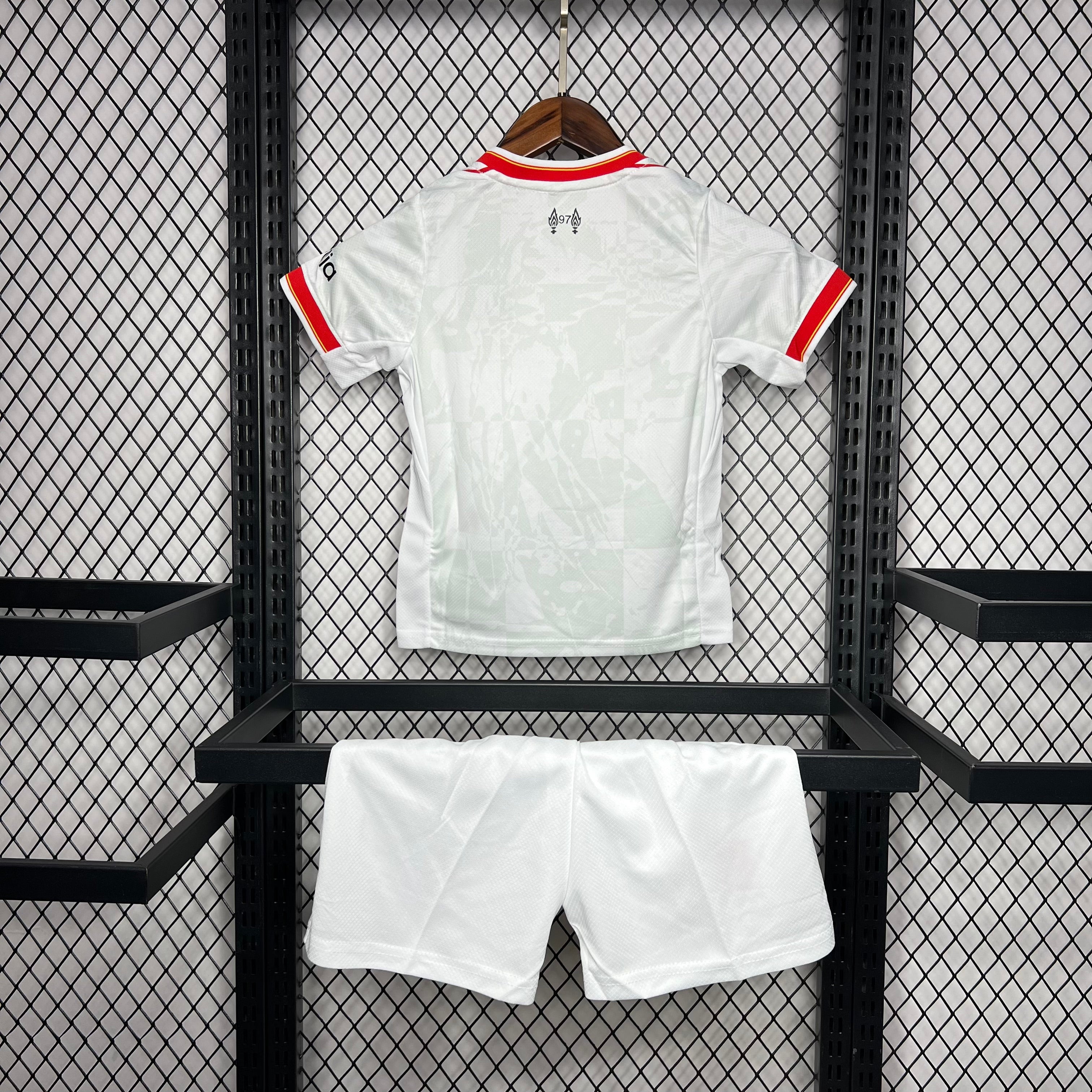 Kit Criança Liverpool Terceiro 2024/25