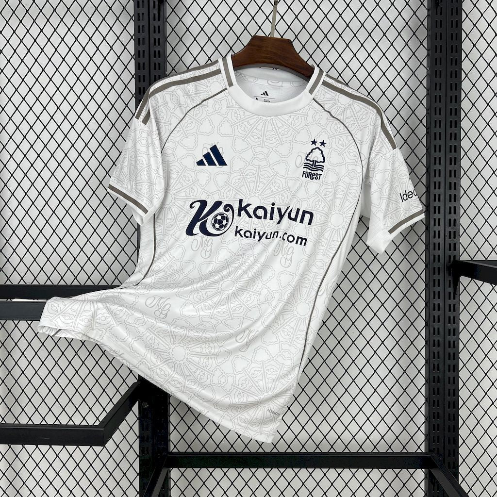 Camisola Nottingham Forest Alternativa 2025/26