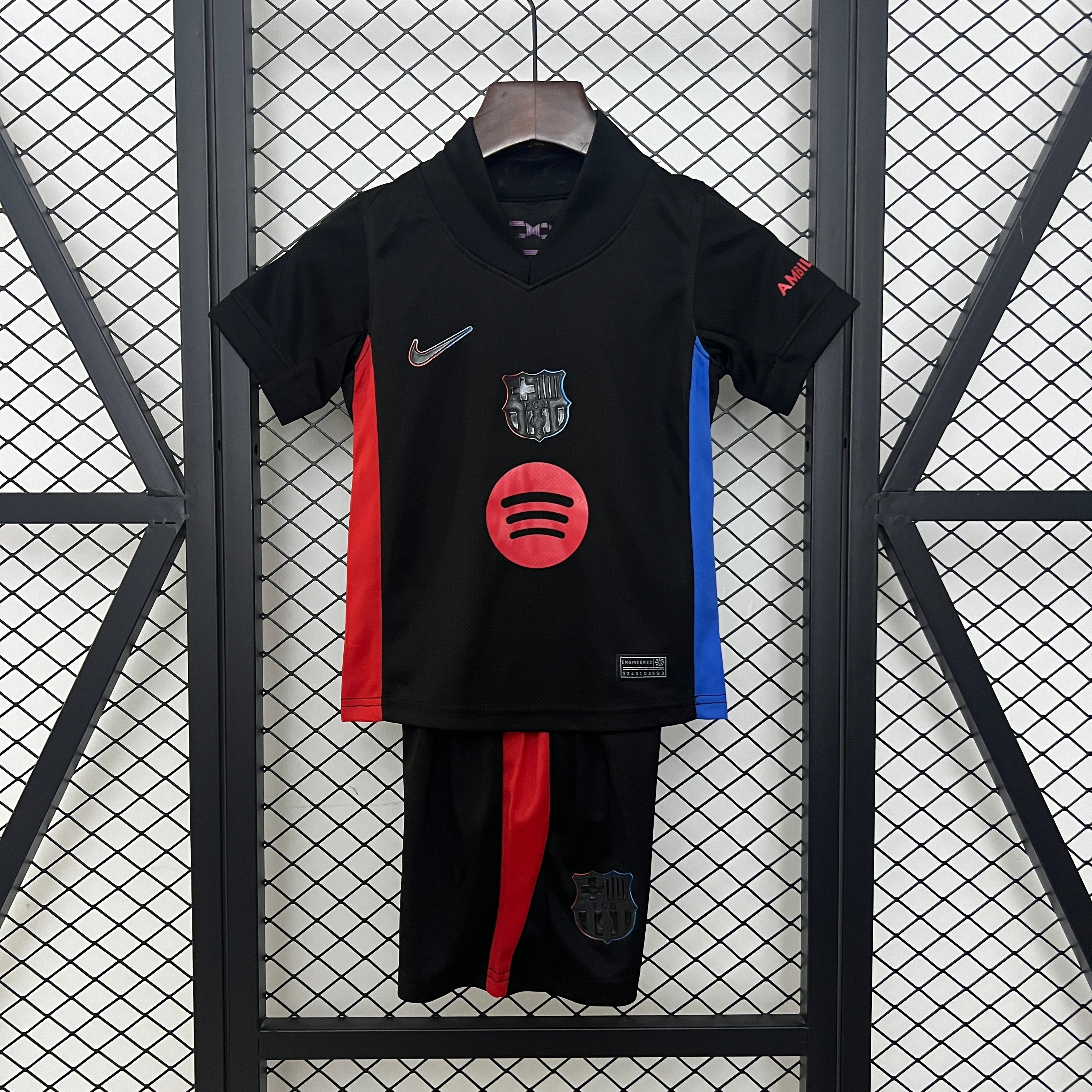 Kit Criança Barcelona Alternativo 2024/25