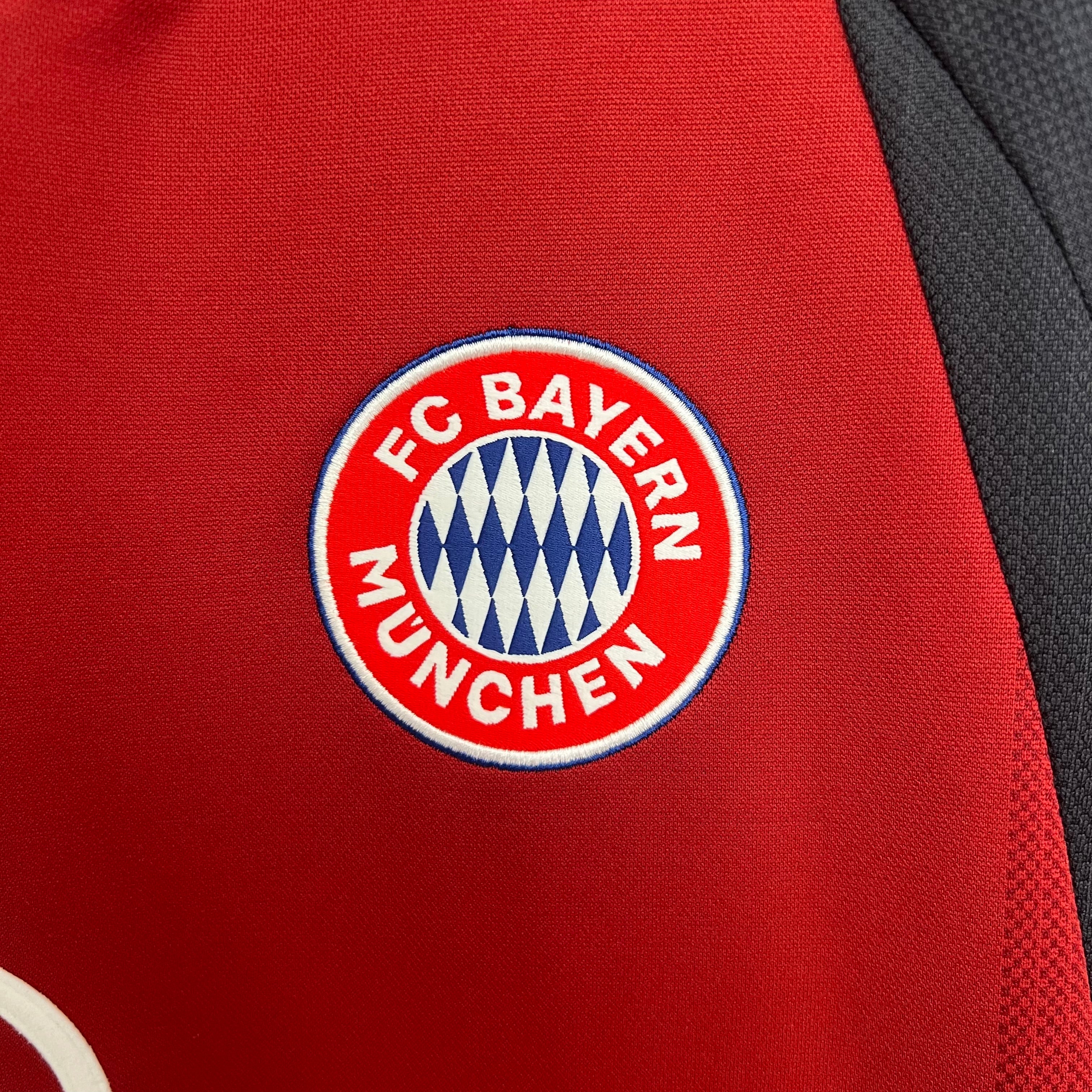 Camisola Bayern Munique Principal 2001/02