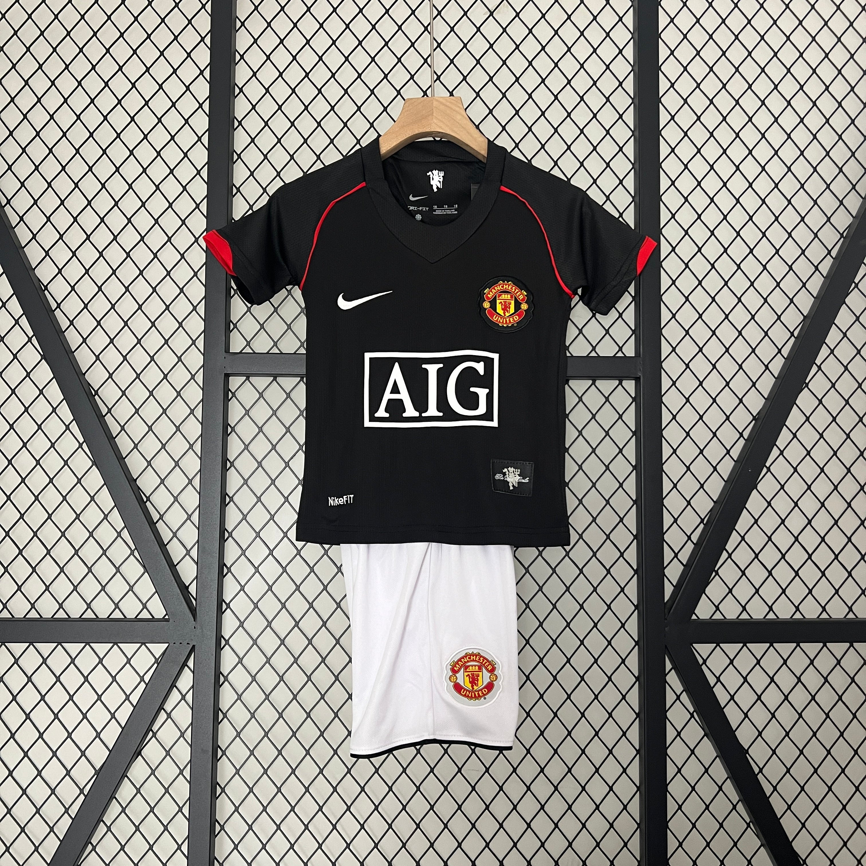 Kit Criança Manchester United Alternativo 2006/07