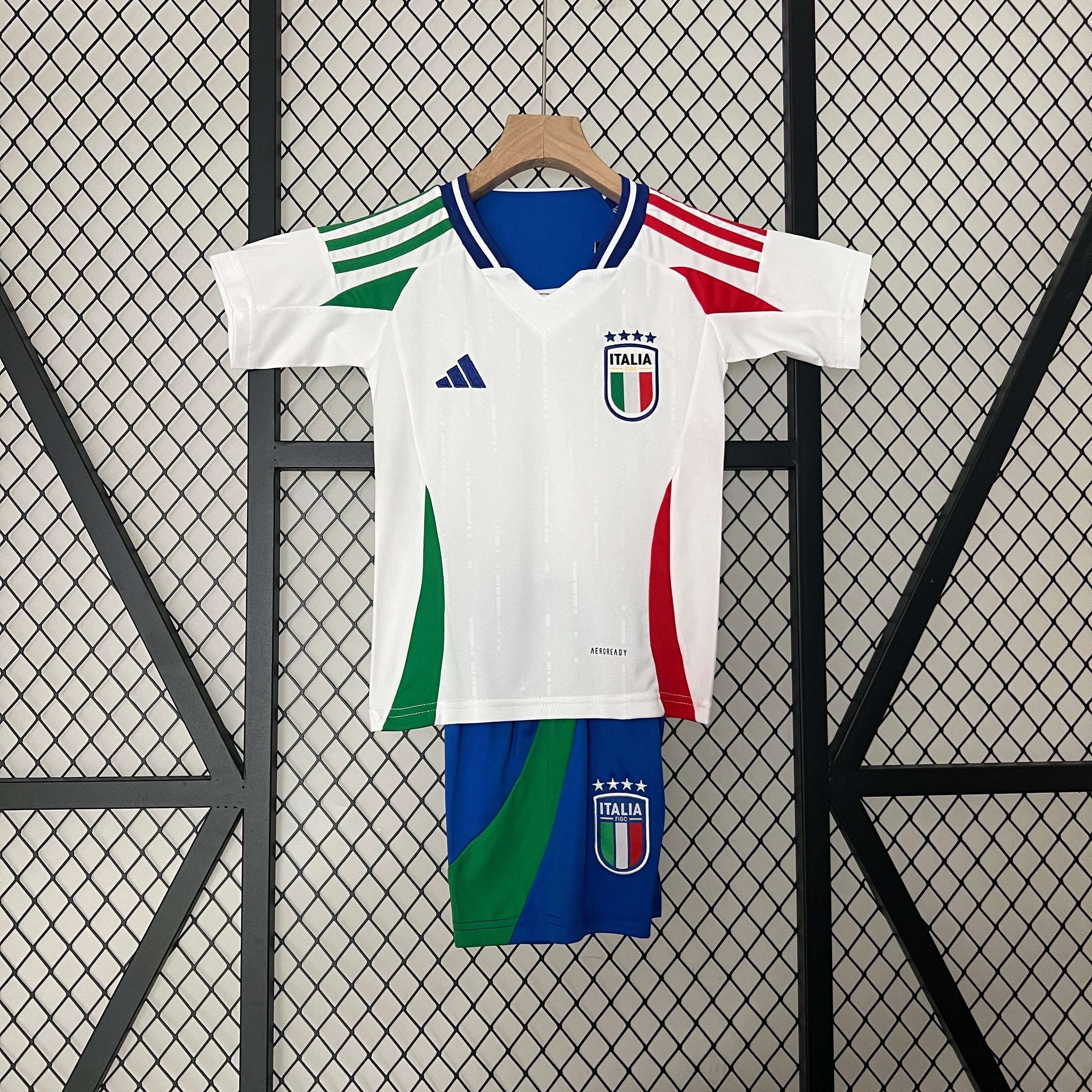 Kit Criança Itália Alternativo 2024